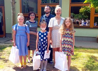 Okresné kolo recitačnej súťaže Hollého pamätník pod holým nebom