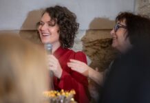 Donio – platforma, na ktorej môžeme podporiť knihu Pauly Šilhárovej Boh sa pozerá